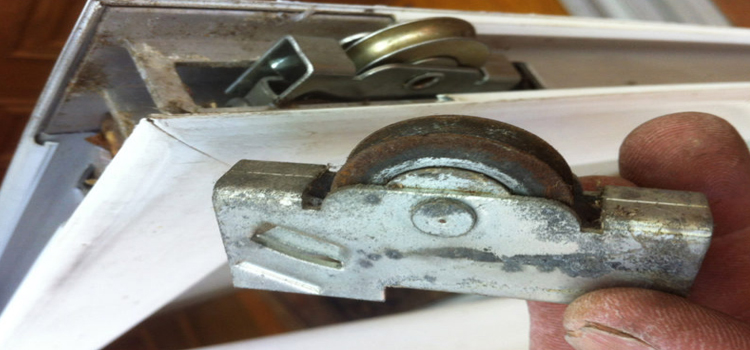 screen door roller repair in Benicia